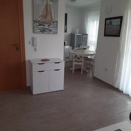 Apartman Uvala Appartamento *